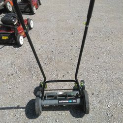 Push Mower Reel Mower 16 InRead Details for Sale in St. Louis, MO - OfferUp