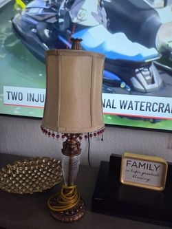 Table lamp