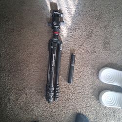 Manfrotto befree live camera tripod. Atumtek selfie stick