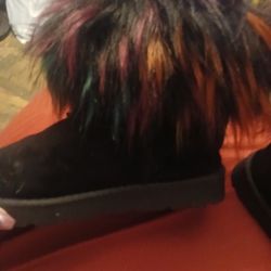 Black Furry Boots