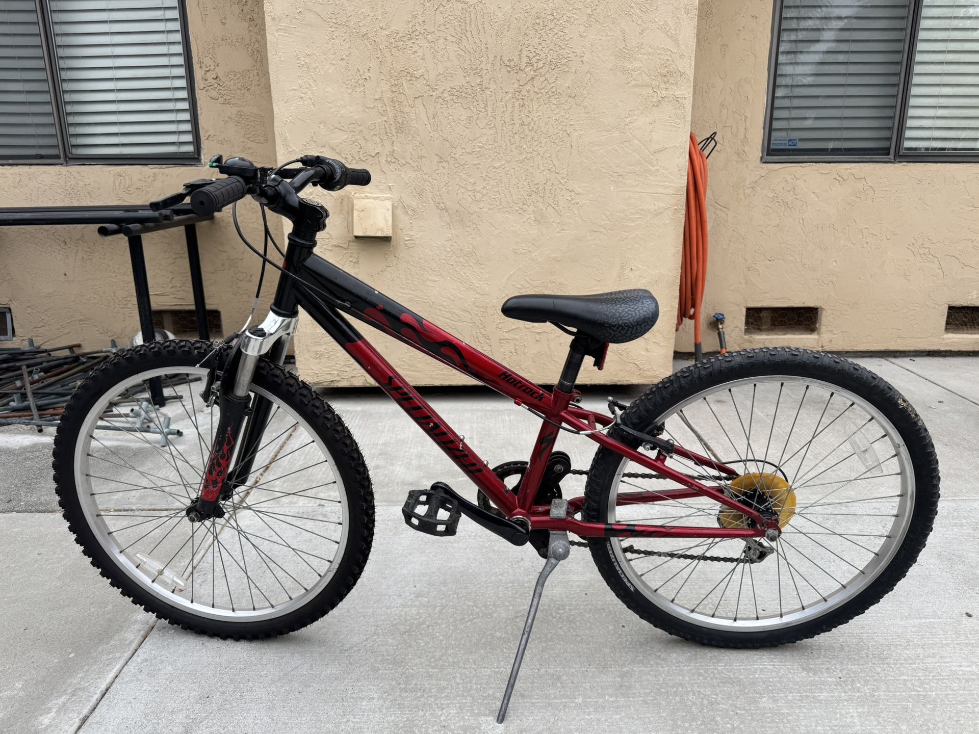 SPECIALIZED HOTROCK KID BIKE READY TO RUN