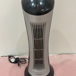 Pelonis HC-0130 Digital Tower Ceramic Heater