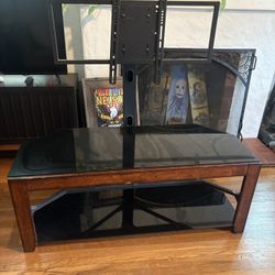 Glass Tv Stand With Tv Mount