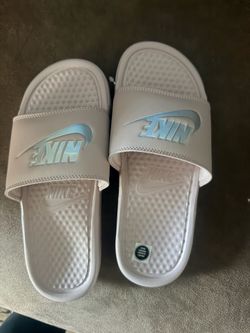 Women sandals size 7