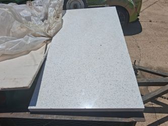 White Diamond Quatz Counter Top