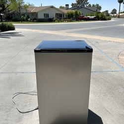 Mini Fridge