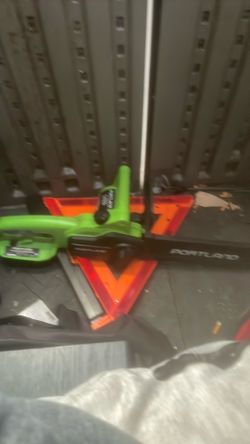 Porto and chain saw