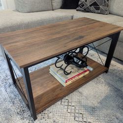 Lift-Top Coffee Table