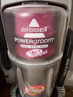 Bissell PowerGroom Dual Cyclonic Pet Vacuum - 15" Path - Works Great - Missing Angle Tool