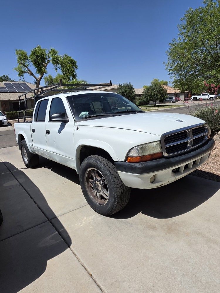 2004 Dodge Dakota
