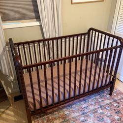 Jenny Lind 3-in-1 Convertible Crib