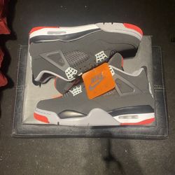 Jordan 4 Bred