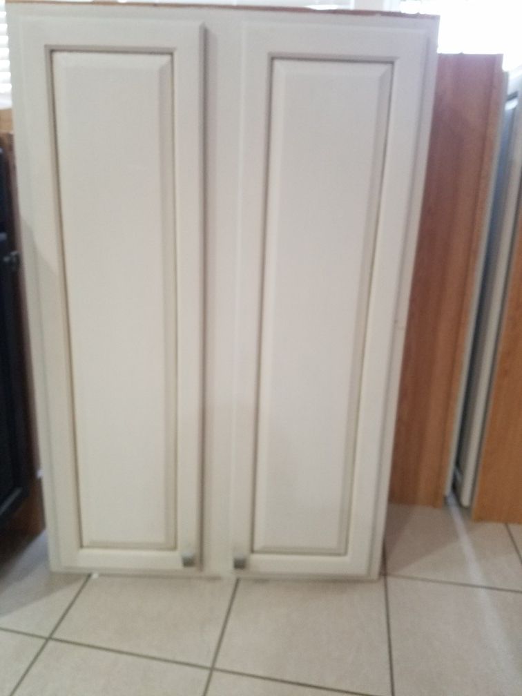 Kitchen cabinets