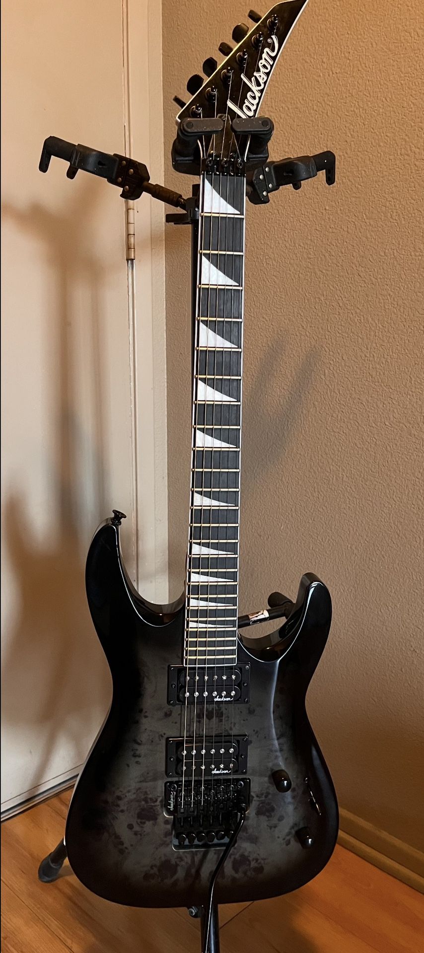Jackson Dinky JS32 DKA Electric Guitar - Transparent Black
