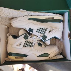 Air Jordan 4 Retro Oxidized Green