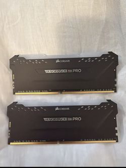 Corsair DDR4 32GB RAM (2 x 16)