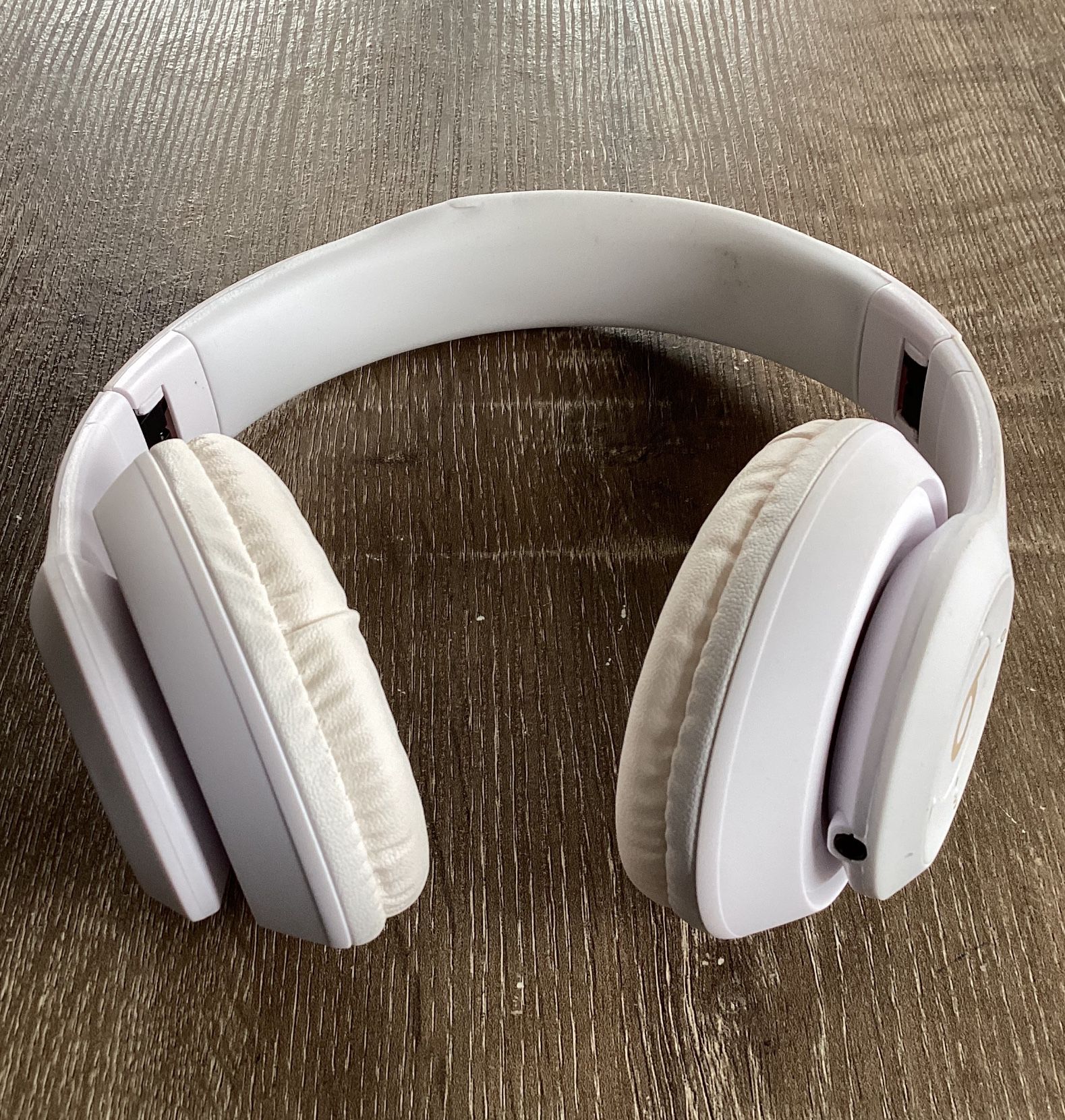 Beats Solo3 Wireless Headphones White /Gold 