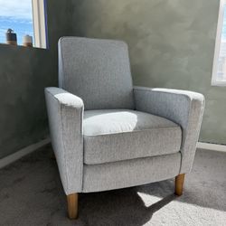 Light Gray Full Recliner Chair