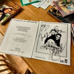 NO DOUBT 8'10 PROMO 2000 SIGNED BY ALL .. AUTHENTIC!!