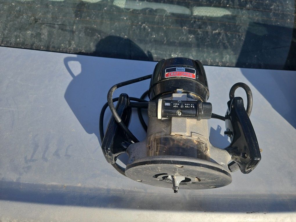 Craftsman Router