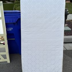Free Crib mattress
