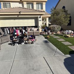 Yard Sale 