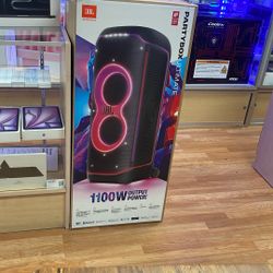 JBL Partybox Ultimate 1100W 