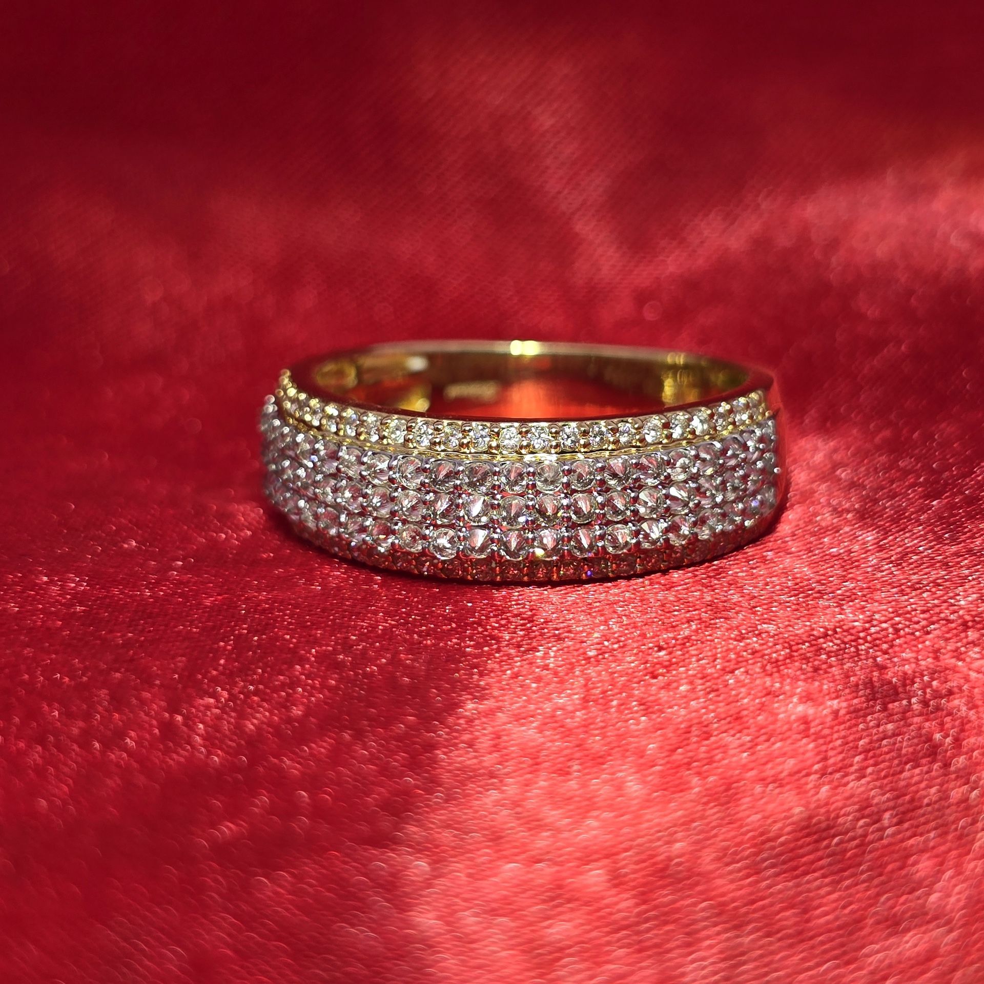 10k Yellow Gold Diamond Round Cut Wedding Band Ring 0.93 ctw