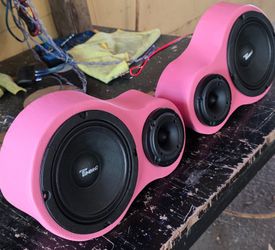 Speaker pods