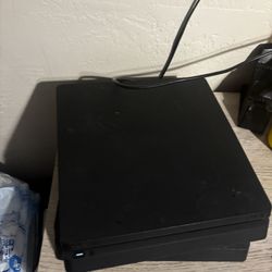 PS4 Works Good 