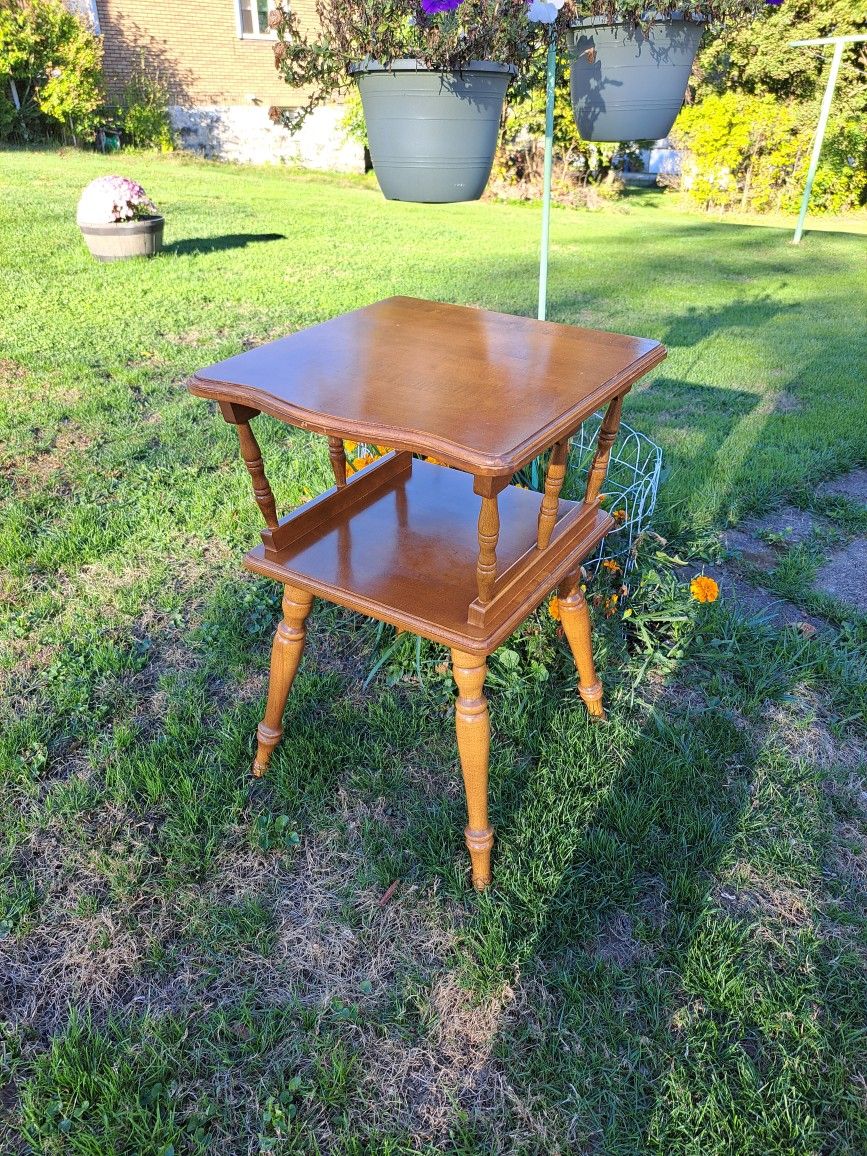 24" Vintage Solid Maple Accent Table