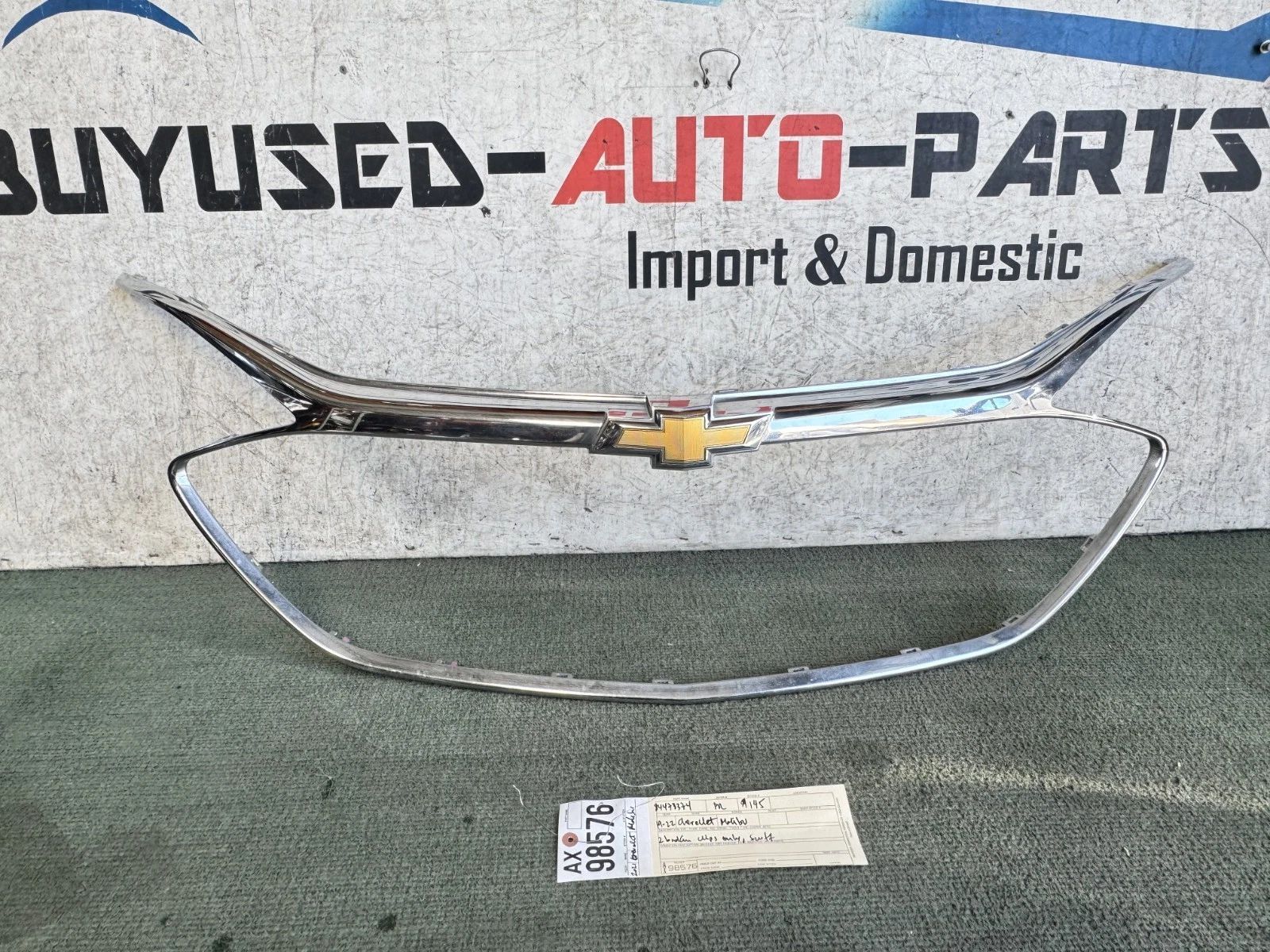 2brokenclips 2019 - 2022 CHEVROLET MALIBU FRONT BUMPER CHROME GRILLE OEM AX98576