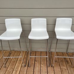 Bar stool, white/chrome plated, 26 "