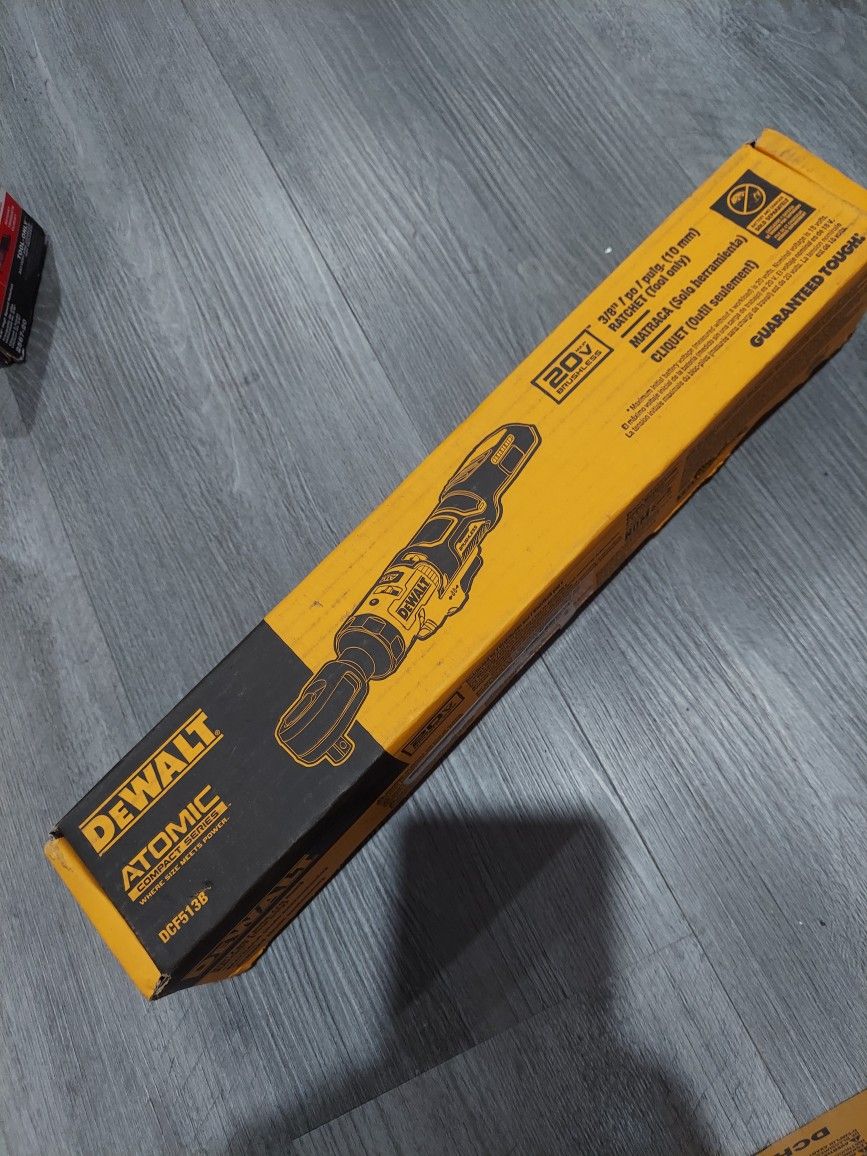 Dewalt Ratchet 20v 3/8 Atomic ( Tool Only)