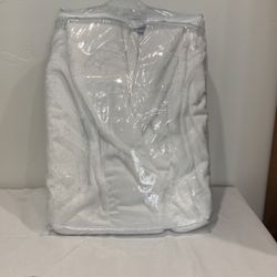 NEW White Unisex Robe