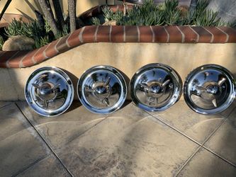 Nice Set Of 15’S Hubcaps For Chevy’s