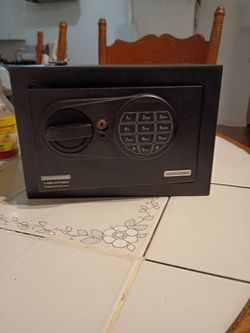 Safe box