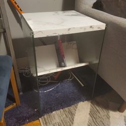 Endtable w/ bookshelf