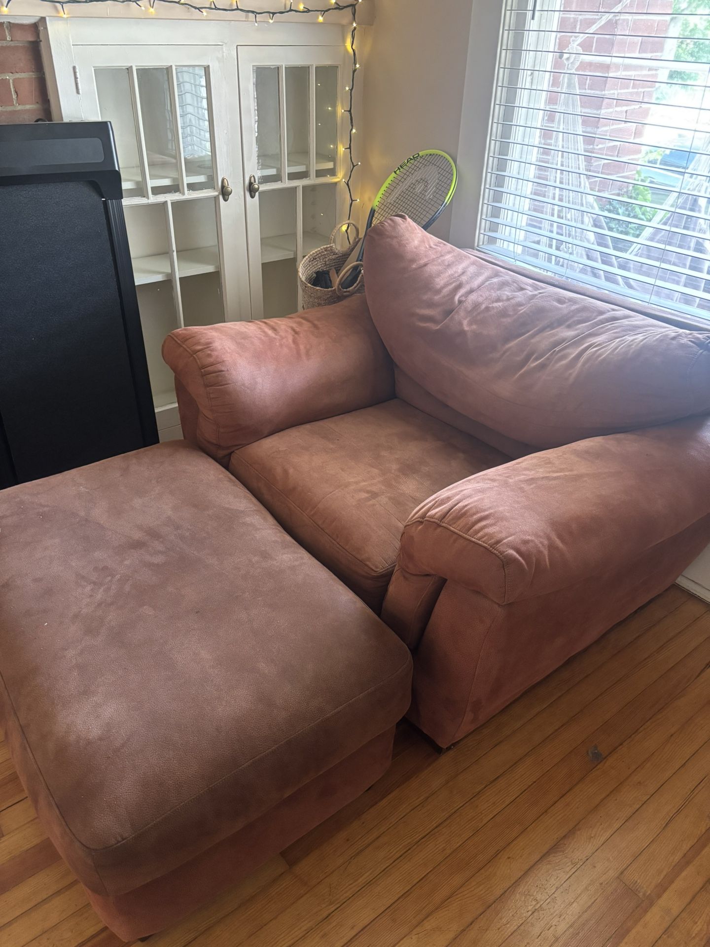 Sofa & Ottoman