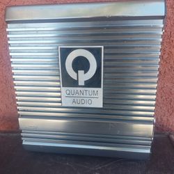 AMPLIFICADOR AMPLIFIER QUANTUM AUDIO 2 CHANELS GOOD CONDICIÓN ABLO ESPAÑOL 