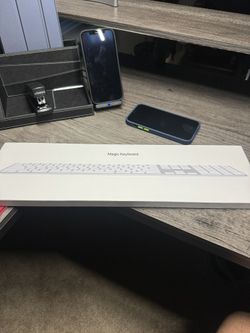 Apple Magic Wireless Keyboard