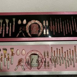 Viral Blinged Out, Make Up Brushes