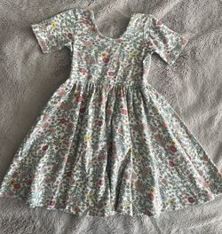 Lot of Alice and Ames dresses