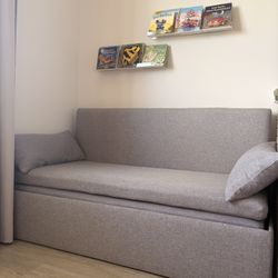 Queen Size Convertible Sofa gray  