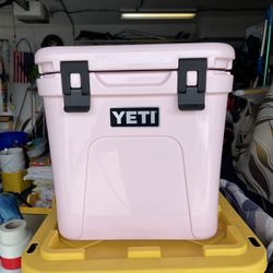 USED Pink Ice Yeti Cooler ***RARE***