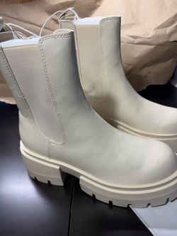 New Forever 21 platform Chelsea boots