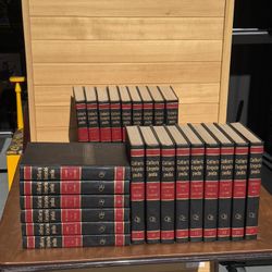 VINTAGE ENCYCLOPEDIA SET 1965 COLLIERS 