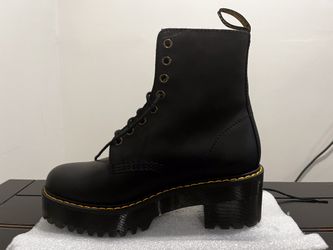Shriver Hi Dr Martens