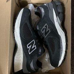 NEW BALANCE 2002r Size 7.5 men’s (‼️READ DESCRIPTION‼️)