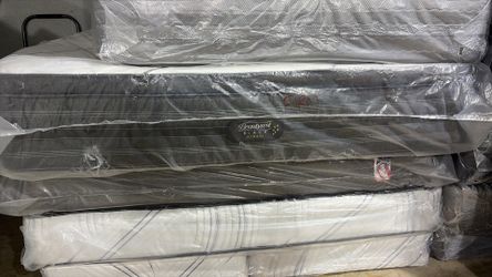 Brand New Beautyrest King Sized Mattress